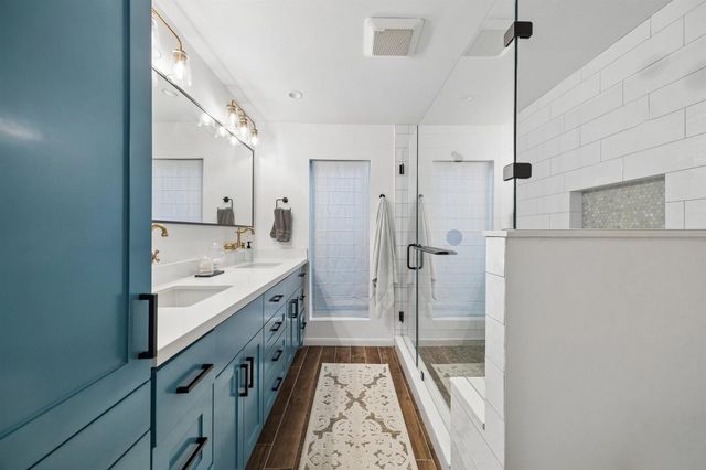 1623 Warwickshire Drive, Houston, TX 77077