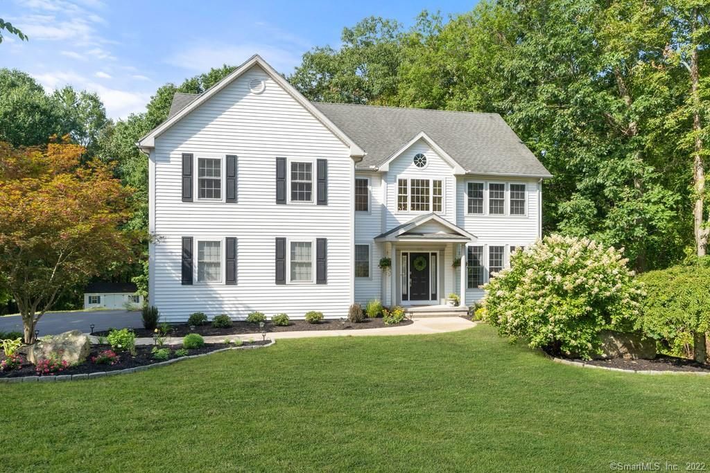 110 Amanda Drive, Manchester, CT 06040