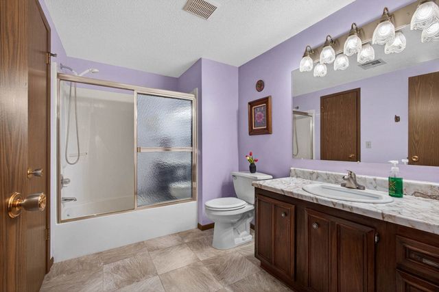1360 Kimberly Ridge Road 209, Bettendorf, IA 52722