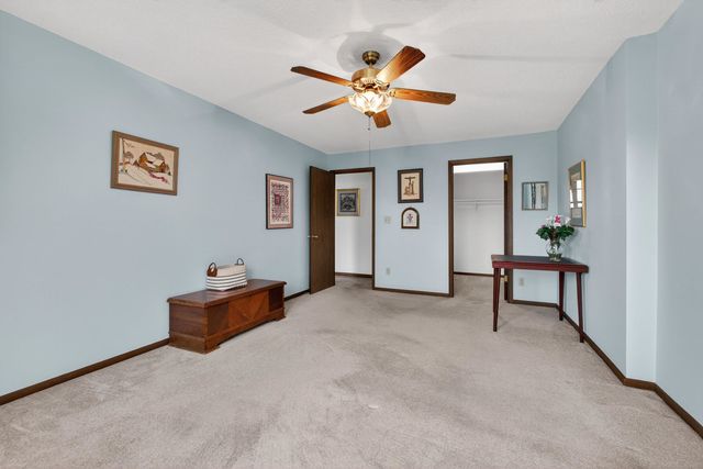 1360 Kimberly Ridge Road 209, Bettendorf, IA 52722