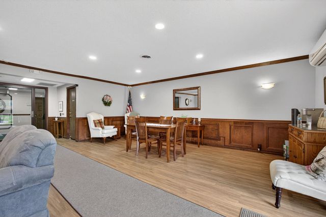 1360 Kimberly Ridge Road 209, Bettendorf, IA 52722