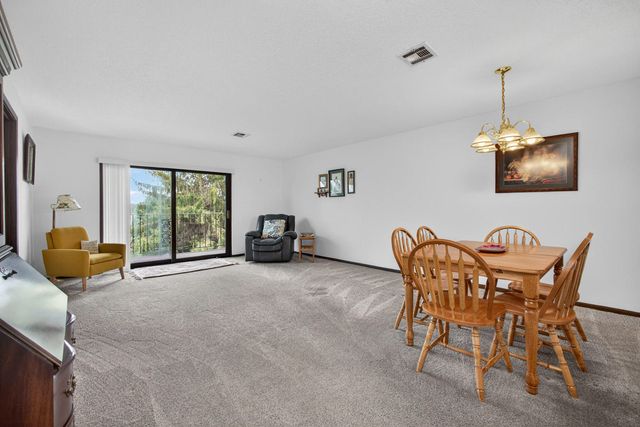 1360 Kimberly Ridge Road 209, Bettendorf, IA 52722
