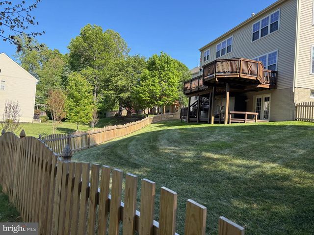 15947 KENSINGTON PL, Dumfries, VA 22025