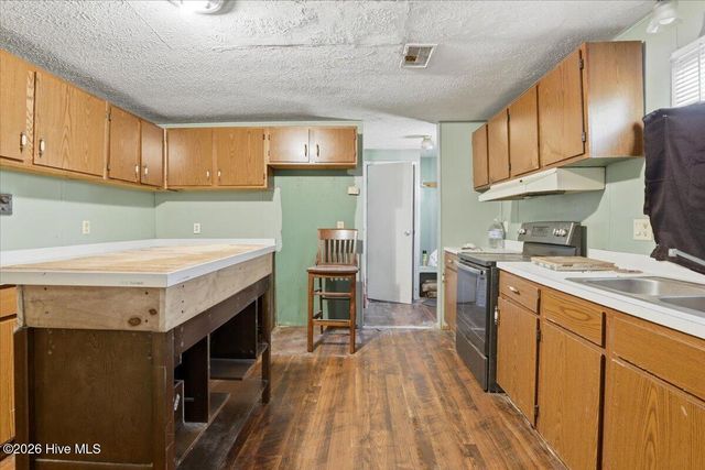 452 Pitt County Line Road, Grifton, NC 28530