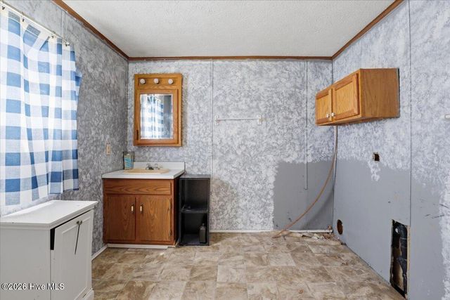 452 Pitt County Line Road, Grifton, NC 28530