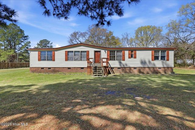 452 Pitt County Line Road, Grifton, NC 28530