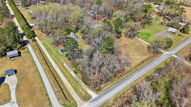 452 Pitt County Line Road, Grifton, NC 28530