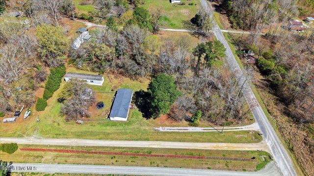 452 Pitt County Line Road, Grifton, NC 28530