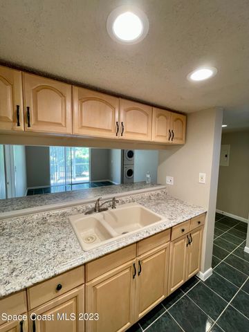 1664 Sunny Brook Lane NE 101, Palm Bay, FL 32905
