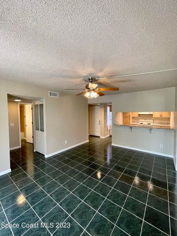 1664 Sunny Brook Lane NE 101, Palm Bay, FL 32905