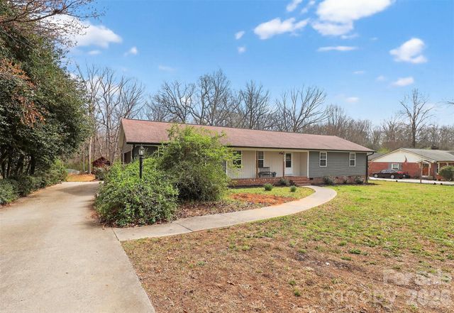 1103 White Oaks Circle, Monroe, NC 28112