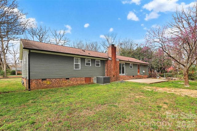 1103 White Oaks Circle, Monroe, NC 28112