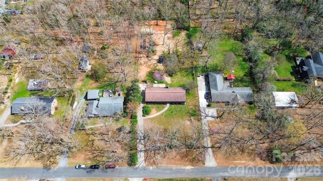 1103 White Oaks Circle, Monroe, NC 28112