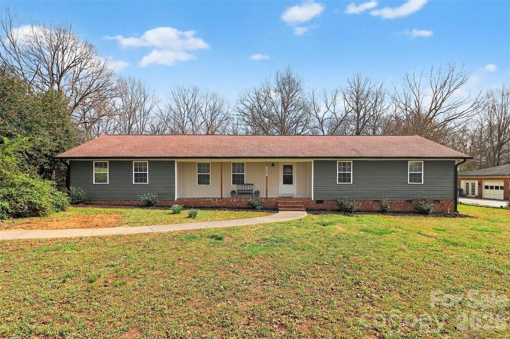 1103 White Oaks Circle, Monroe, NC 28112