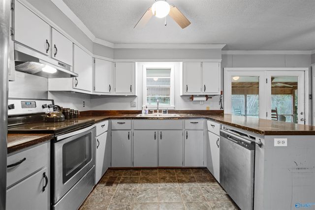 1770 County Road 42, Gadsden, AL 35901