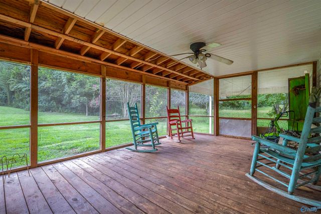 1770 County Road 42, Gadsden, AL 35901