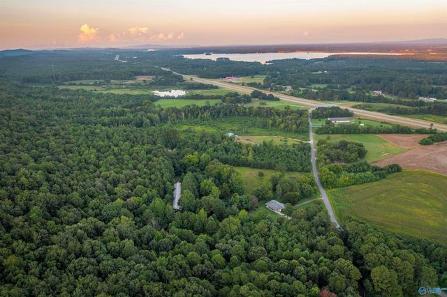 1770 County Road 42, Gadsden, AL 35901