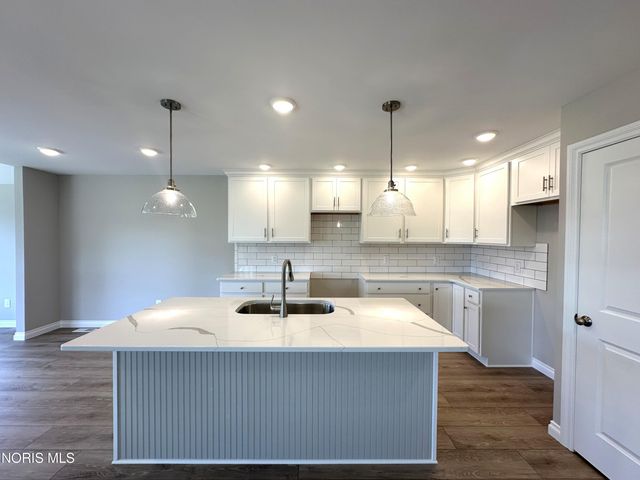 15128 Sugar Maple Drive, Perrysburg, OH 43551