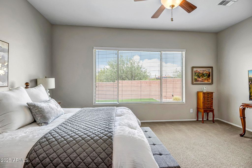 Image 24 of property listing at 41318 N Bent Creek Way, Anthem, AZ 85086