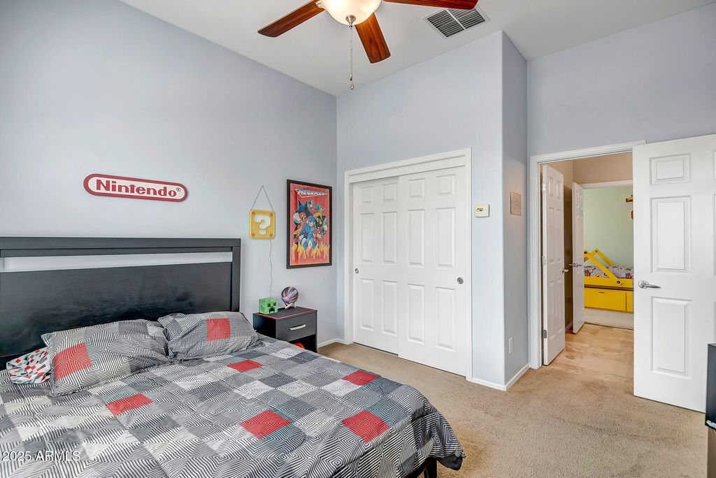 Image 30 of property listing at 41318 N Bent Creek Way, Anthem, AZ 85086