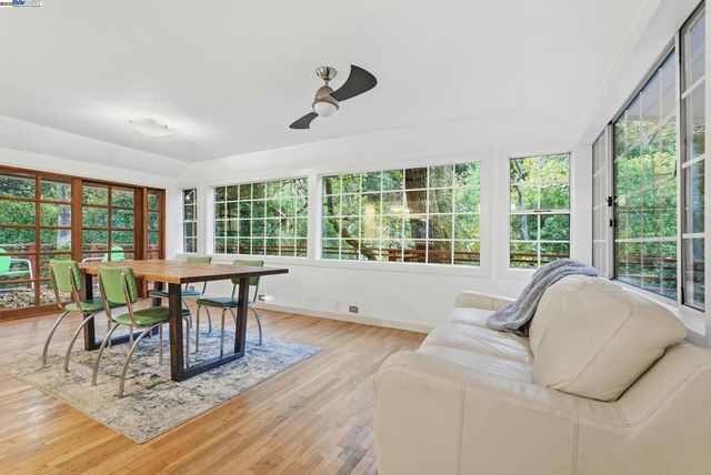 2929 Kilkare Rd, Sunol, CA 94586