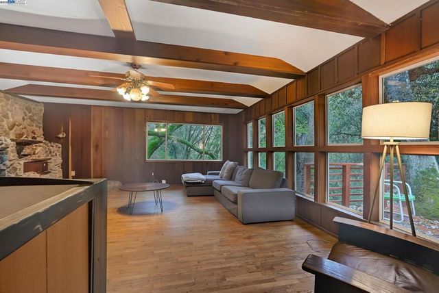 2929 Kilkare Rd, Sunol, CA 94586