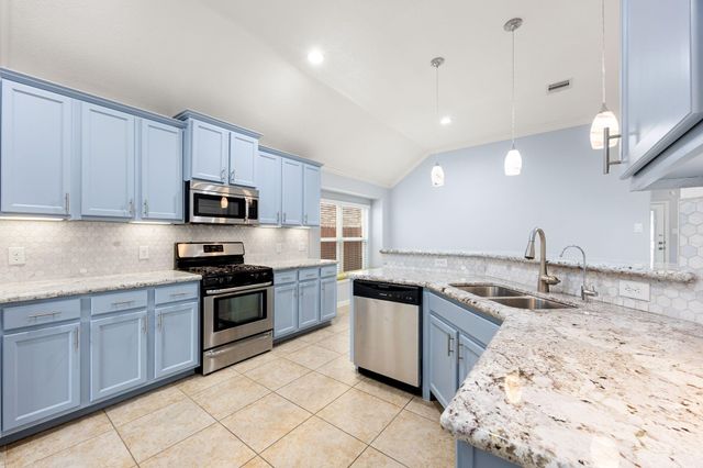 20711 Cactus Lake Lane, Richmond, TX 77407