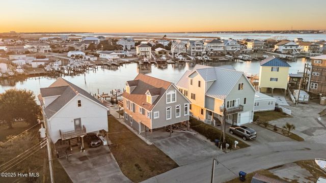 223 Moonlight Drive, Atlantic Beach, NC 28512