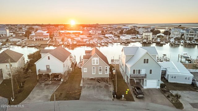 223 Moonlight Drive, Atlantic Beach, NC 28512