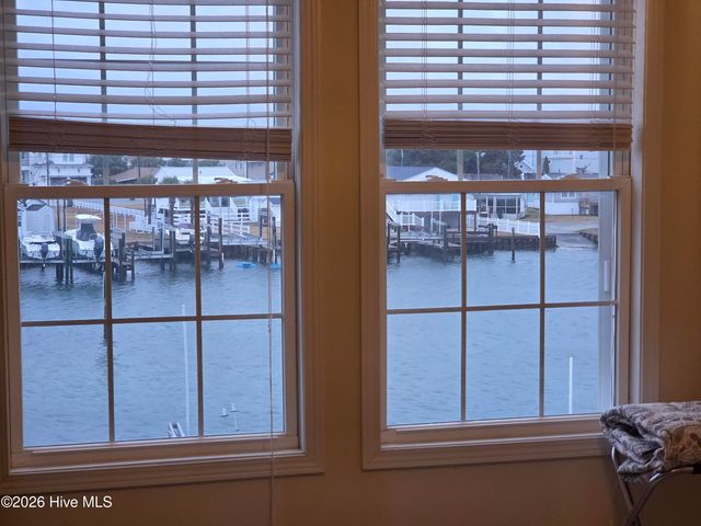 223 Moonlight Drive, Atlantic Beach, NC 28512