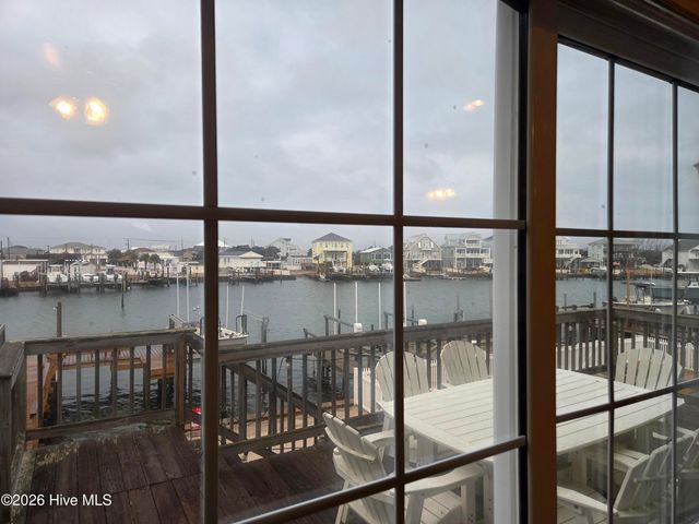 223 Moonlight Drive, Atlantic Beach, NC 28512