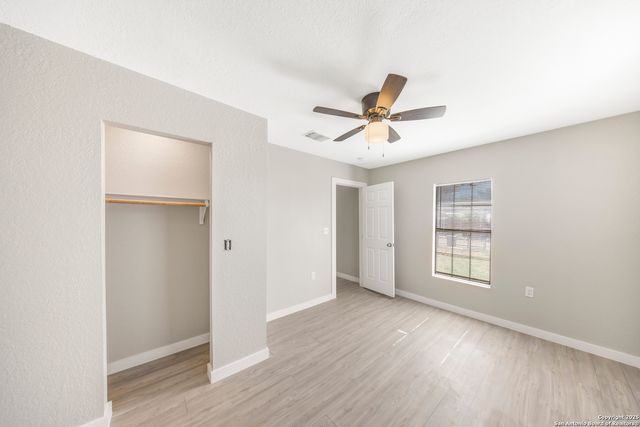 447 Alice Fay, San Antonio, TX 78237