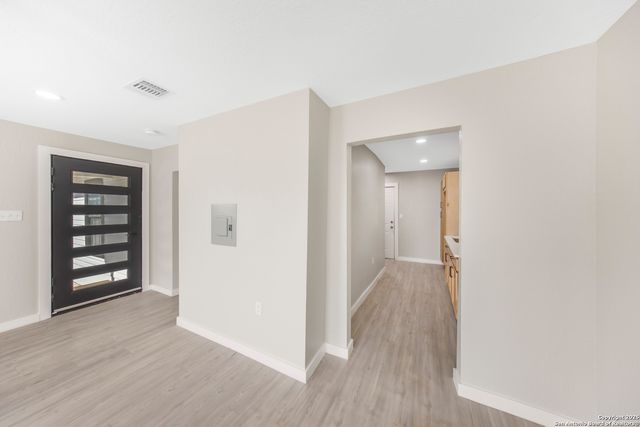 447 Alice Fay, San Antonio, TX 78237