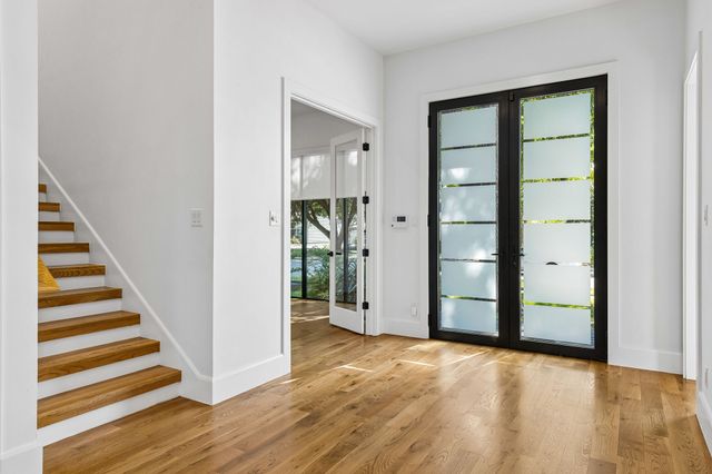 8546 Glencrest Lane, Dallas, TX 75209