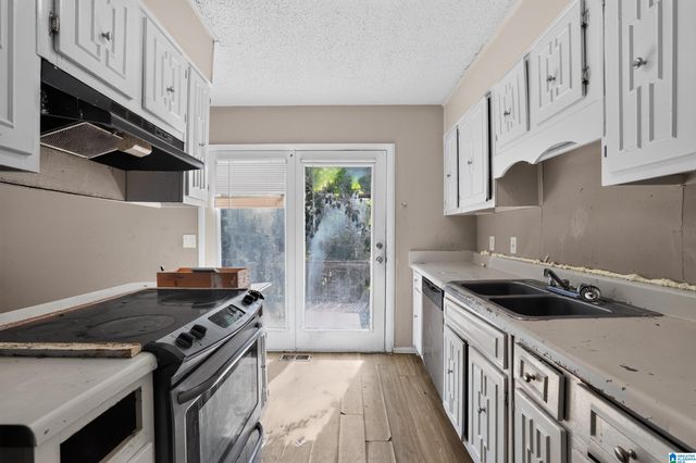 2811 ARROWHEAD DRIVE NE, Birmingham, AL 35215