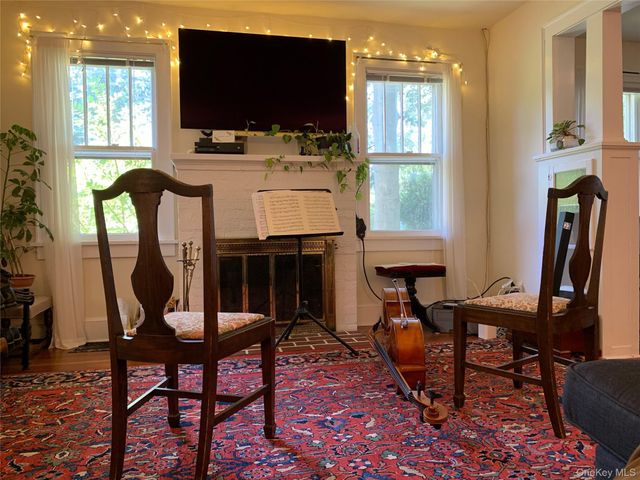7 Chestnut Street, Stony Brook, NY 11790