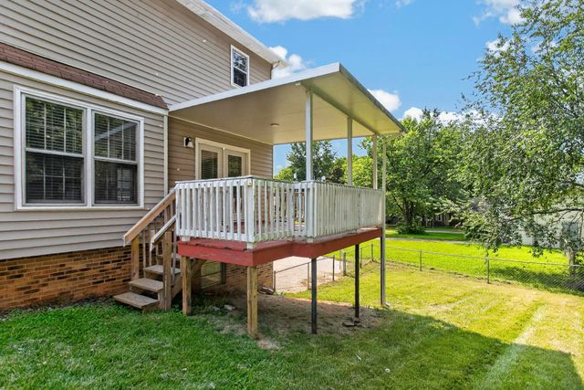 101 Iris Ct, Clarksville, TN 37042