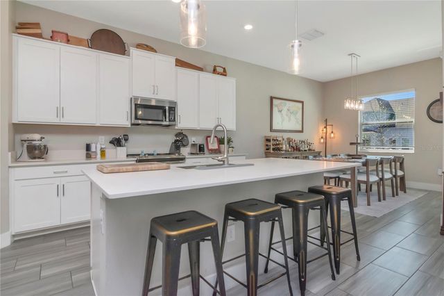 7713 S SHAMROCK ROAD, Tampa, FL 33616