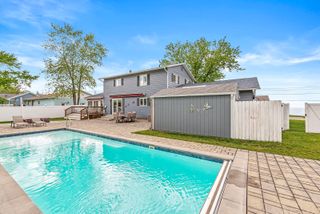 1407 Shore Drive, New Buffalo City, MI 49117