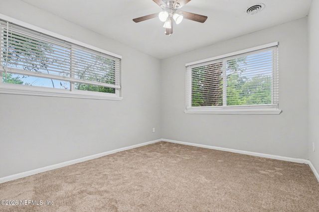 6889 TOM THUMB Drive, Jacksonville, FL 32210