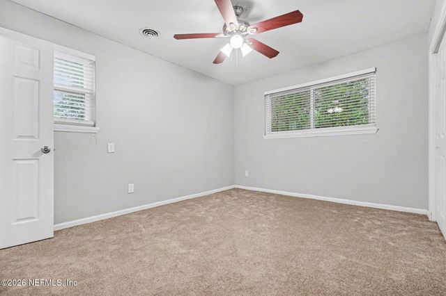 6889 TOM THUMB Drive, Jacksonville, FL 32210