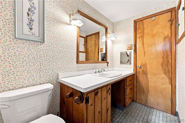 62 Ellis Drive, Aurora, NY 14170