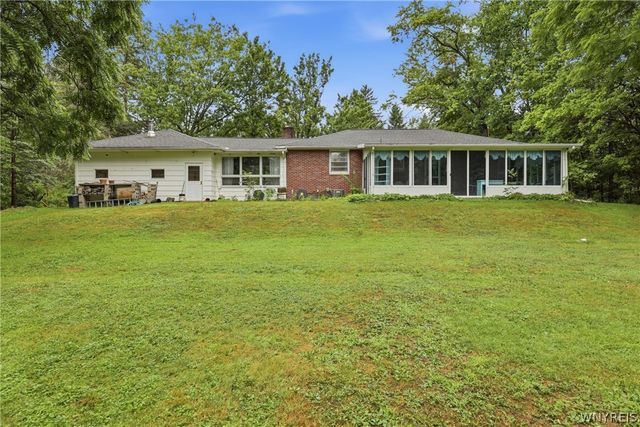 62 Ellis Drive, Aurora, NY 14170