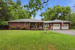 62 Ellis Drive, Aurora, NY 14170