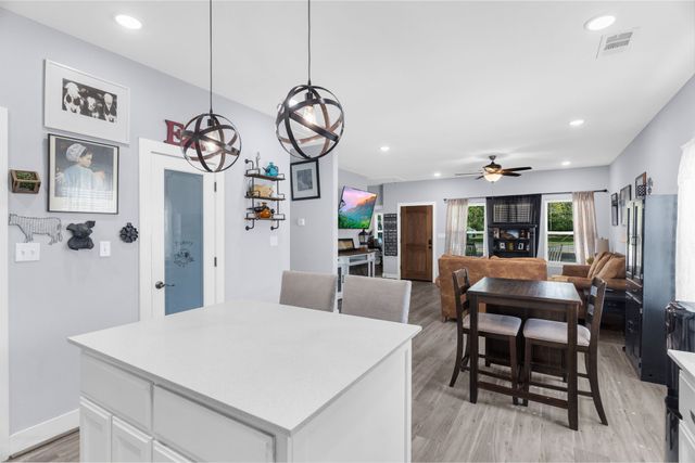 430 E Monterey Street, Denison, TX 75021