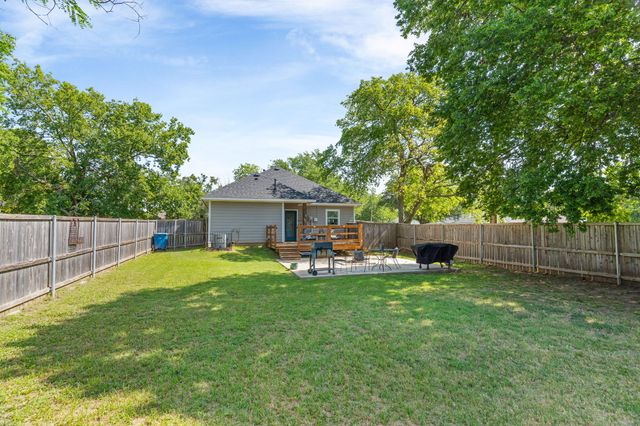 430 E Monterey Street, Denison, TX 75021