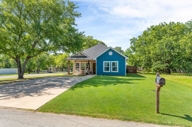430 E Monterey Street, Denison, TX 75021