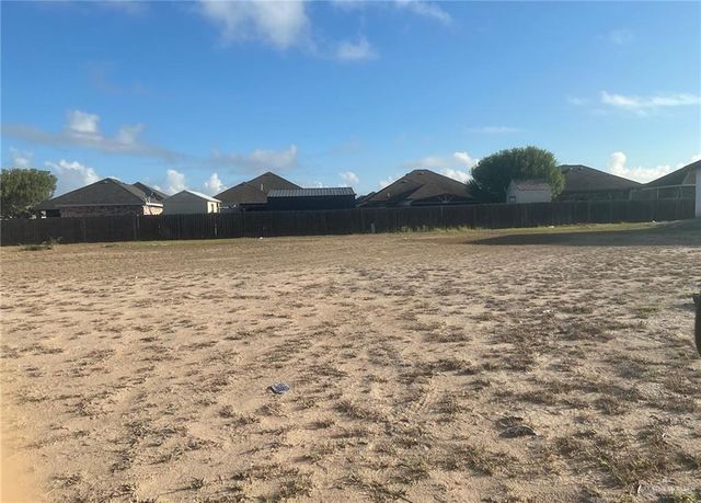 204 Paradise Street, Rio Grande City, TX 78582