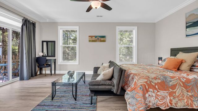 53 Harbourreef Dr., Pawleys Island, SC 29585