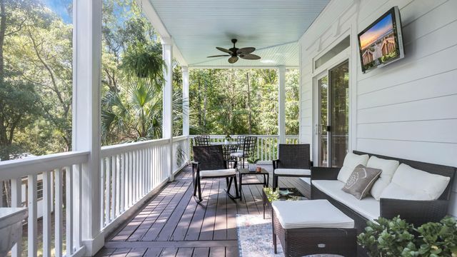 53 Harbourreef Dr., Pawleys Island, SC 29585